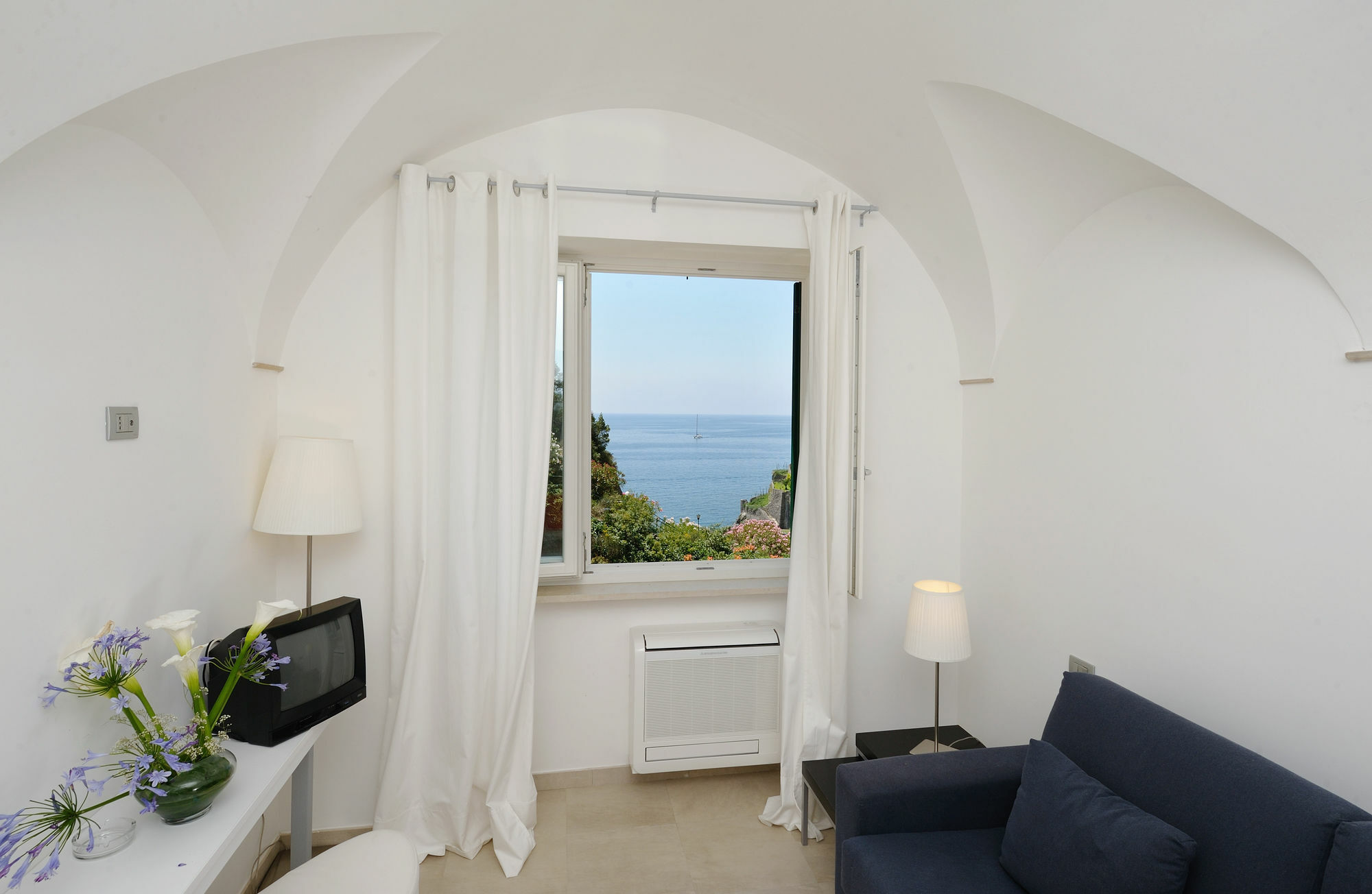La Dolce Apartahotel